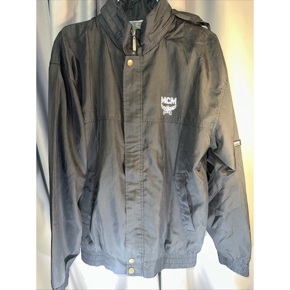 MCM‎ Vintage Golf Windbreaker Jacket Size Medium with Certified of Authenticity